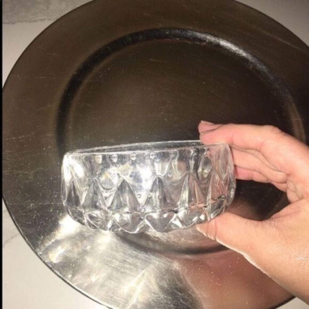 CIRCULAR GLASS DISH